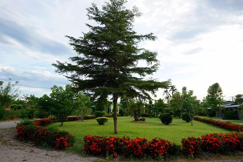 Ban Suan Suree Resort