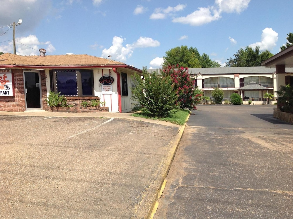 Executive Inn