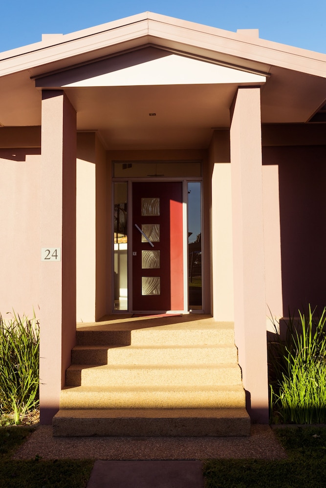 Tindarra Resort