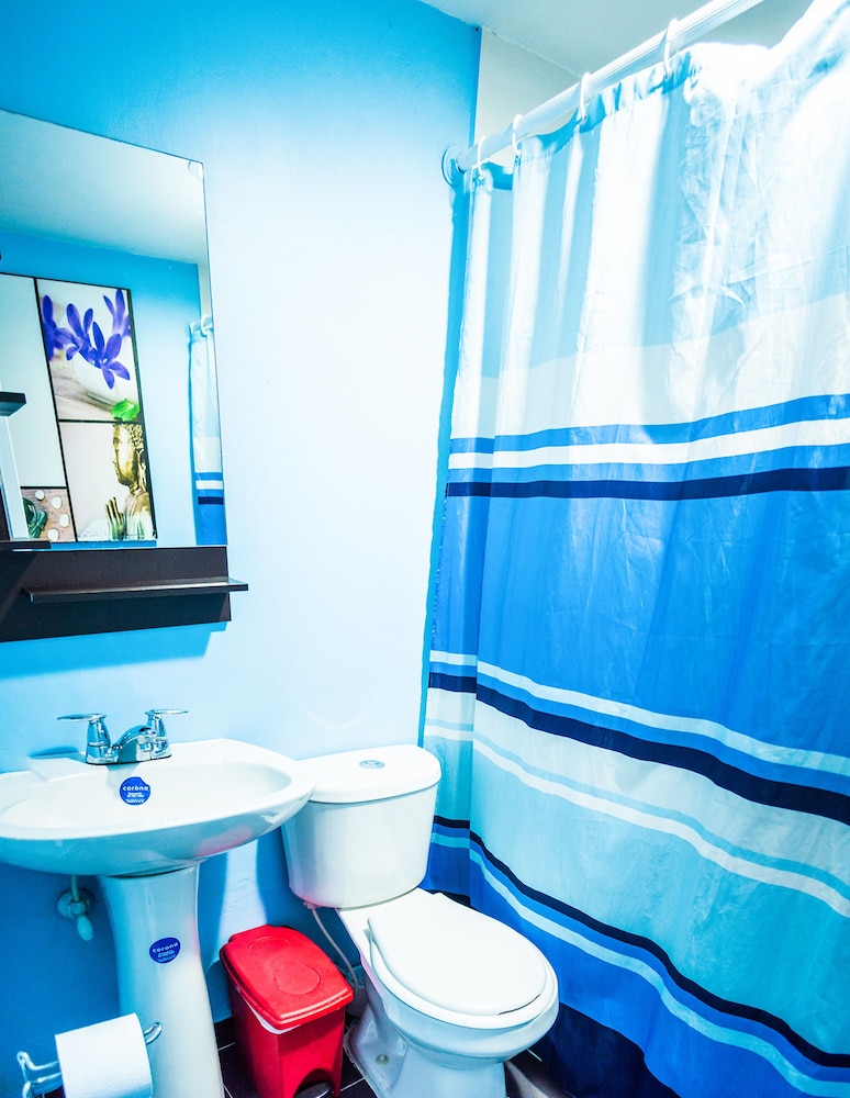 $ PROMO $ 3 Bedrooms with Bathrooms apartment & Jacuzzi in Lleras park @Poblado