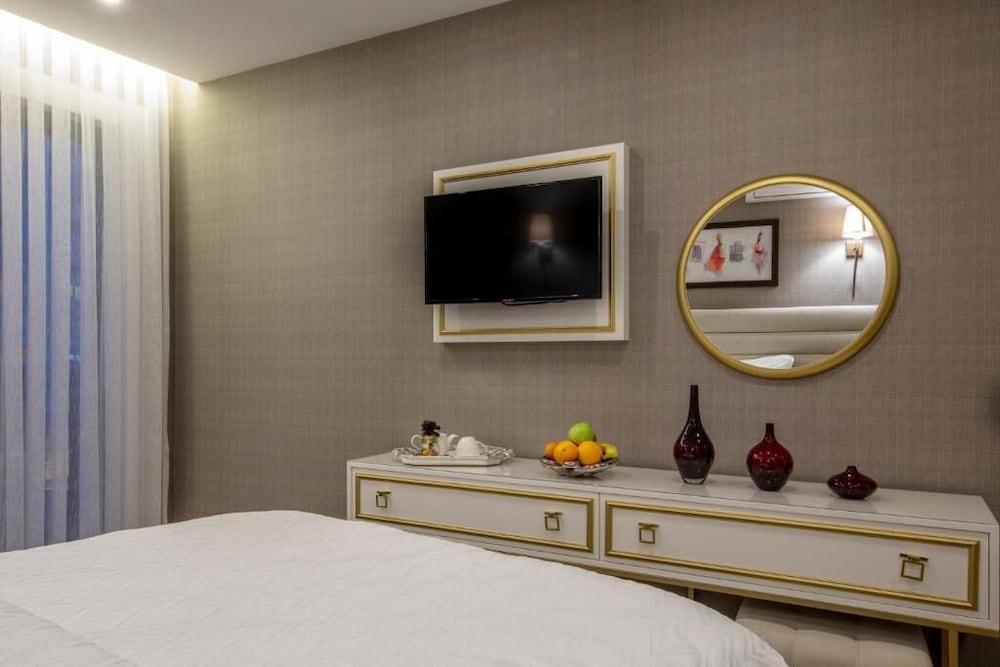 Mr Beyaz Butik Otel - Image 23