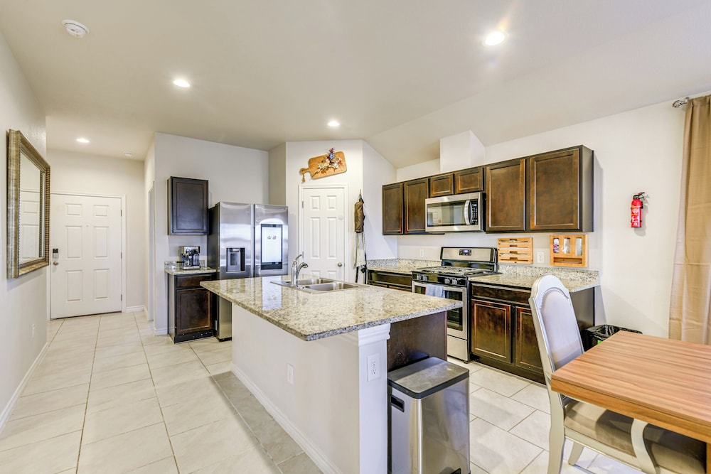 3 Mi to Marina: Pet-friendly Gem in Corpus Christi