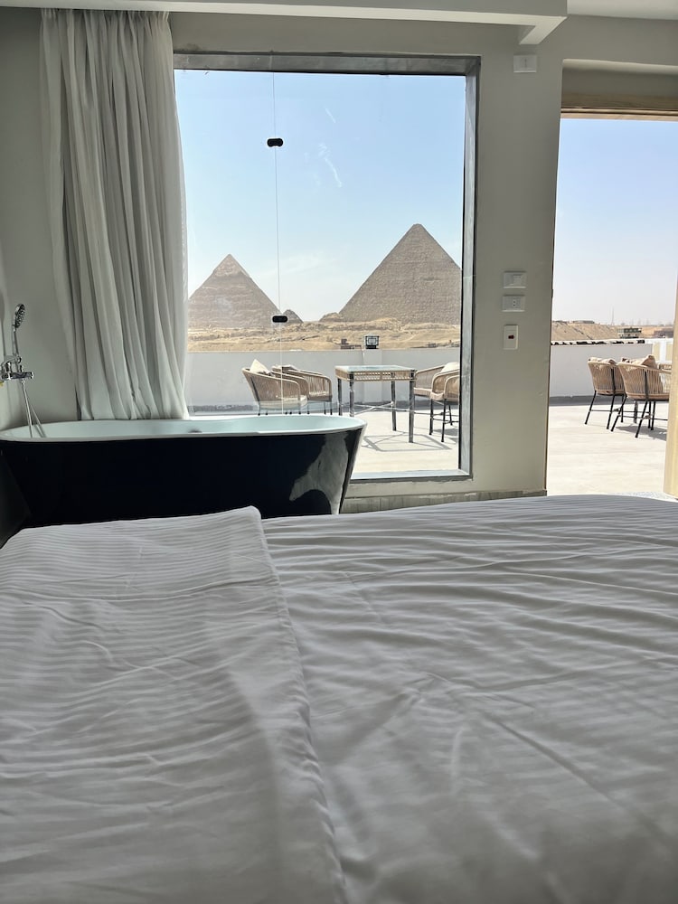 pyramids window