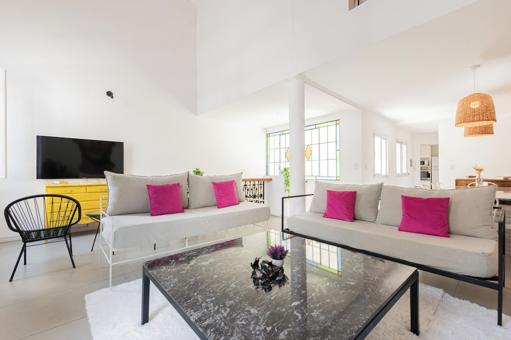 MOT + Villa Thames - Lux House Palermo Soho