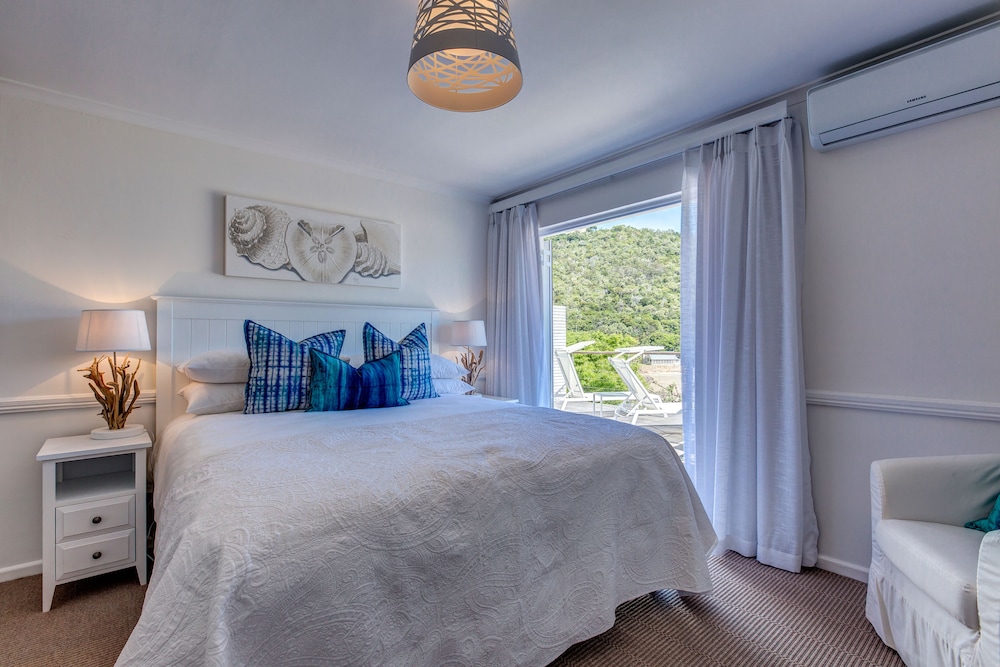 Amanzi Island Boutique Hotel