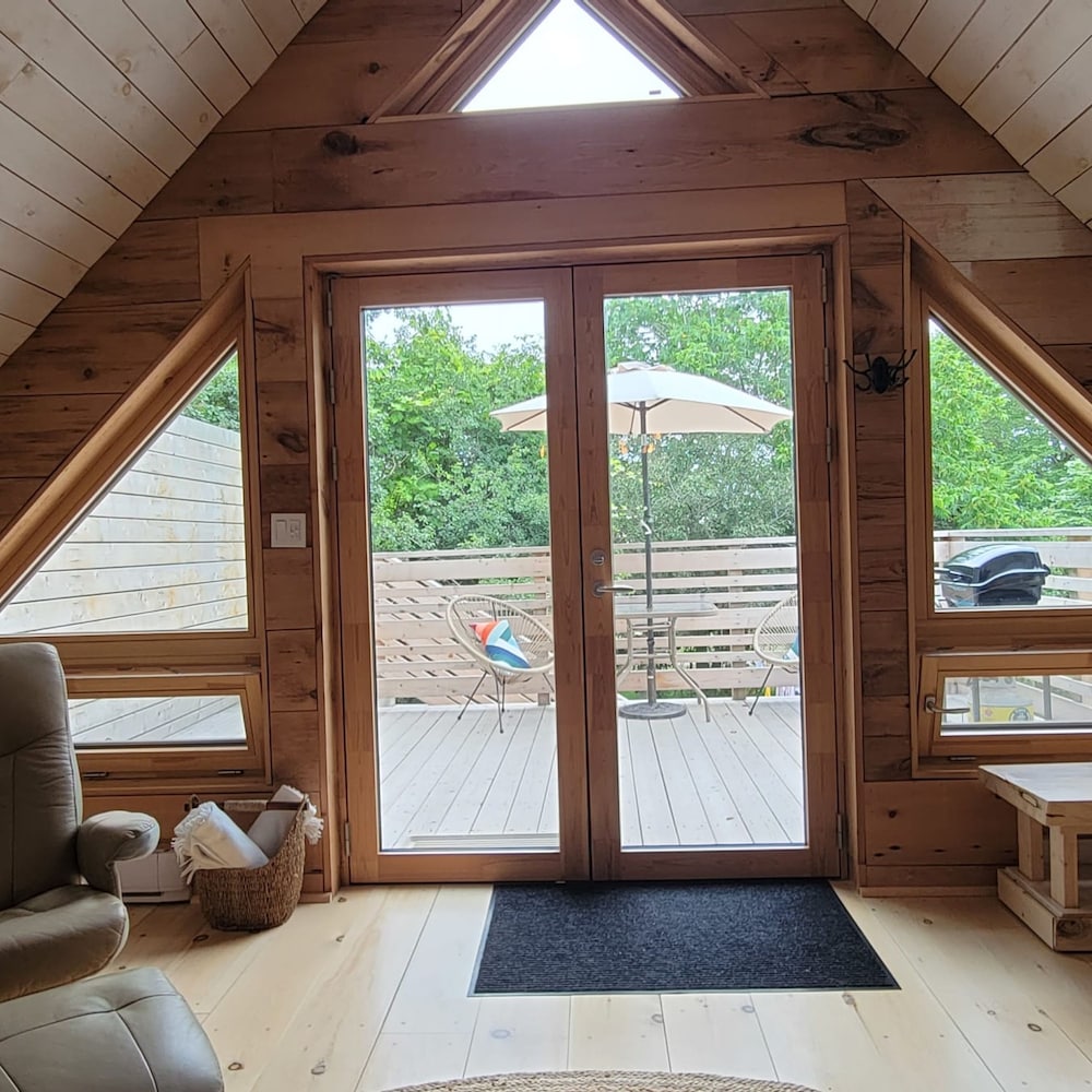 Welcome to the Mandeville - Image 1