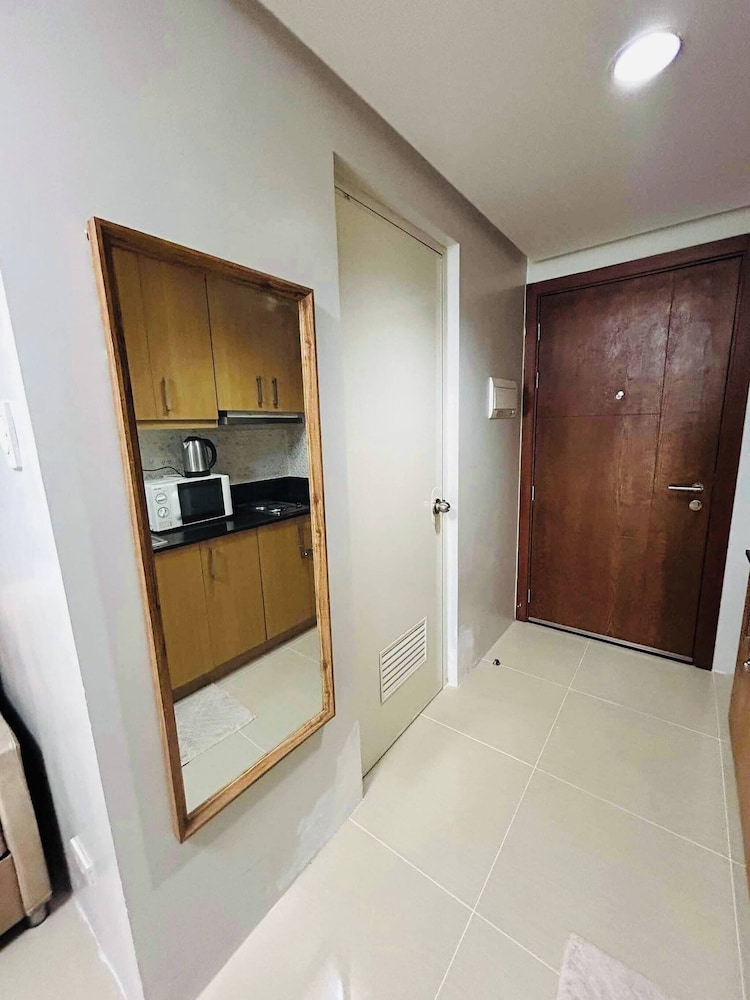 Vibrant Pasay City Apartment for Rent - Perfect Home Base Front of Mall of Asia