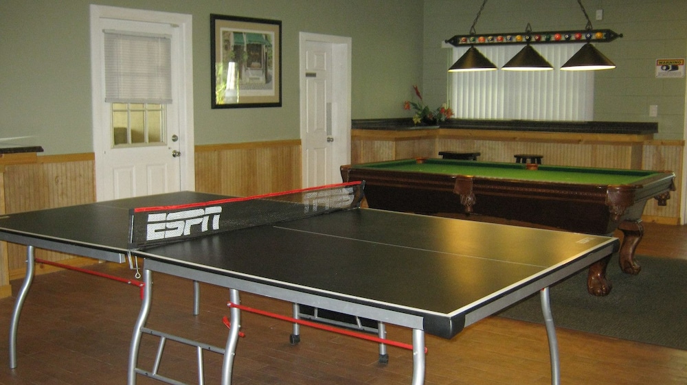 Sherwood Forest RV Resort