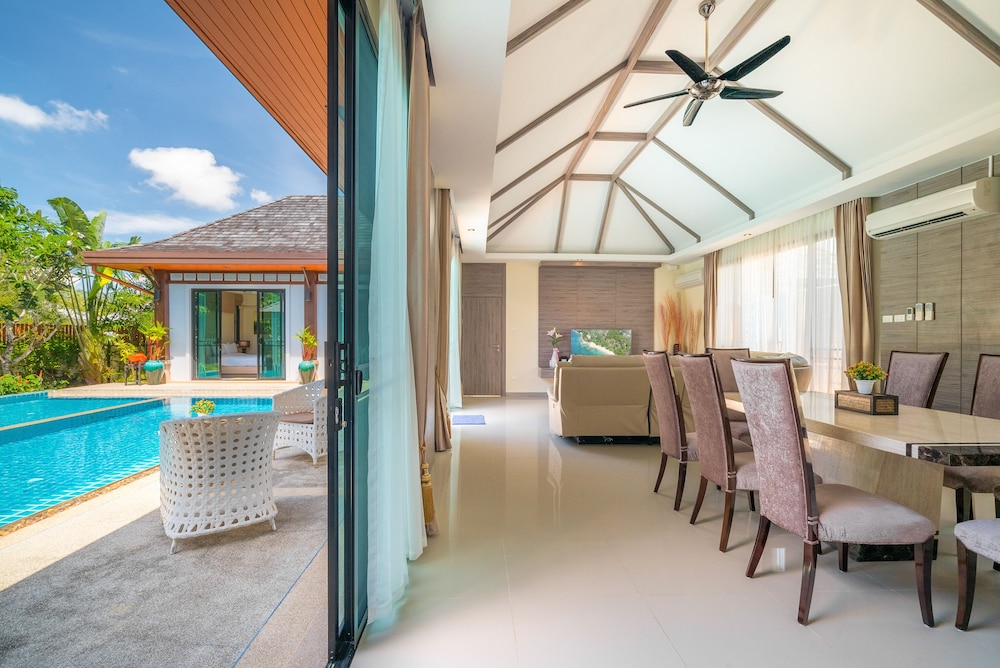 Rawayana West Villas & Kids Park