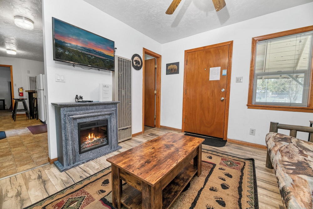 Parkside Cottage view 5