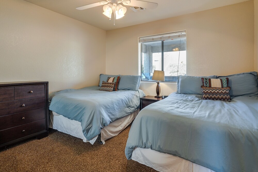 Lake Havasu City Vacation Rental: 4 Mi to Lake view 4