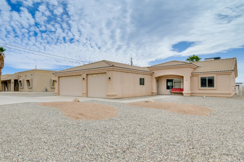 Patio, Views & Boat Parking: Lake Havasu Home!