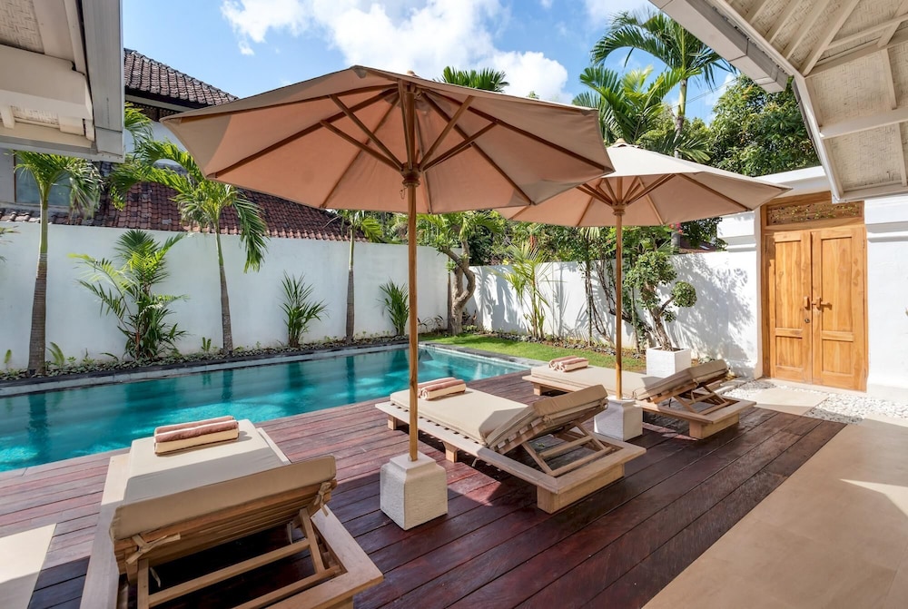 Villa Lisabella in Seminyak view 3