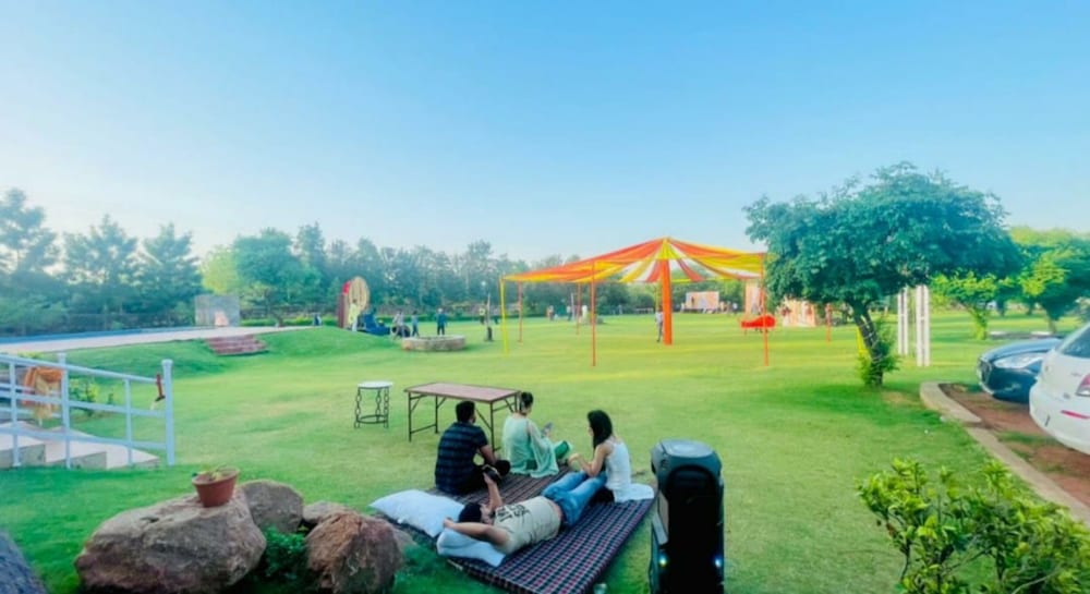Gurugram Aravali Farmhouse view 5
