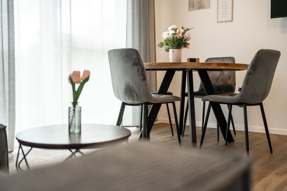 MK Apartments