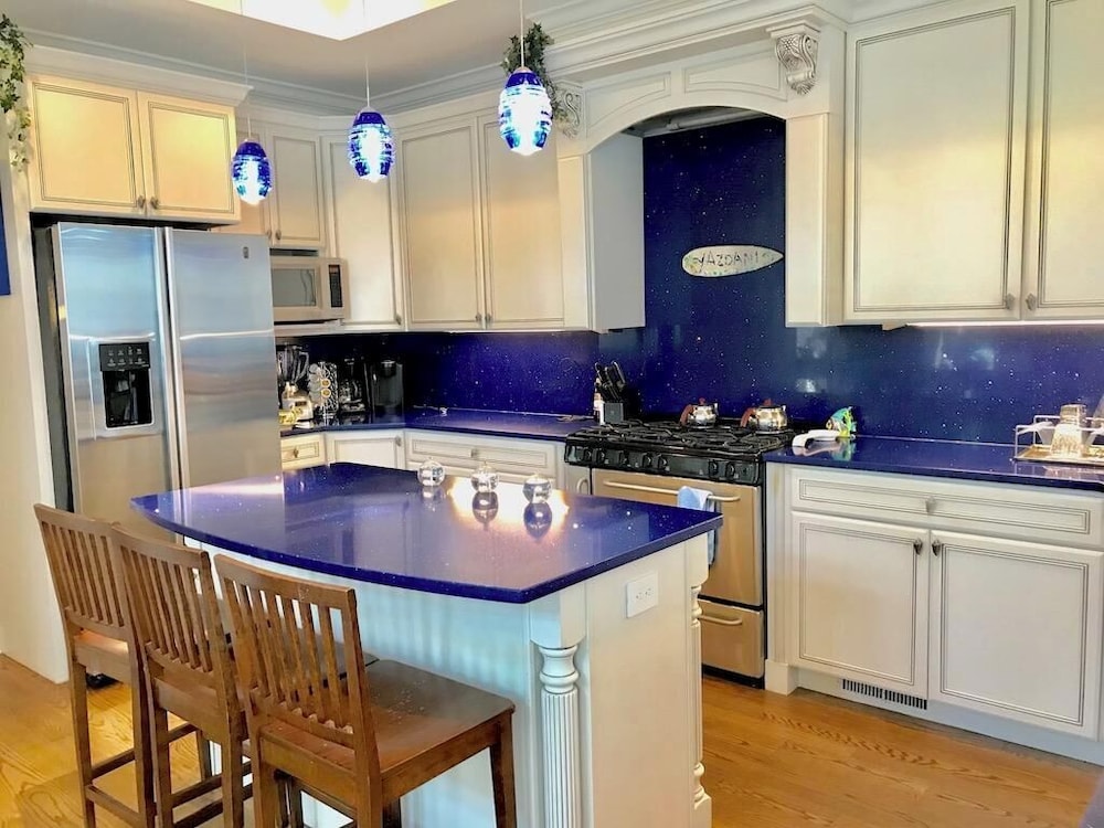 Henlopen Avenue 94