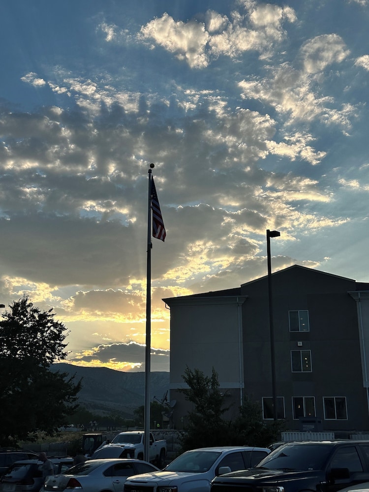 Western Slope suites