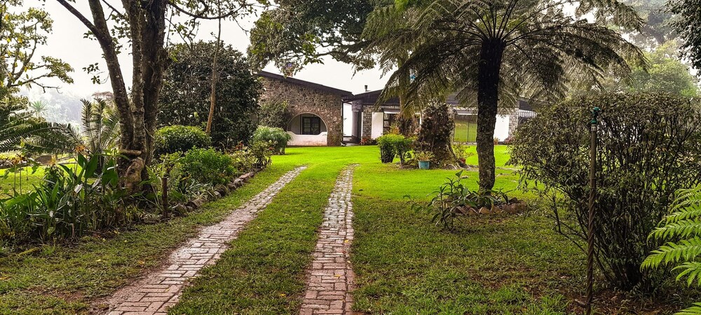 Vimbainashe Villa