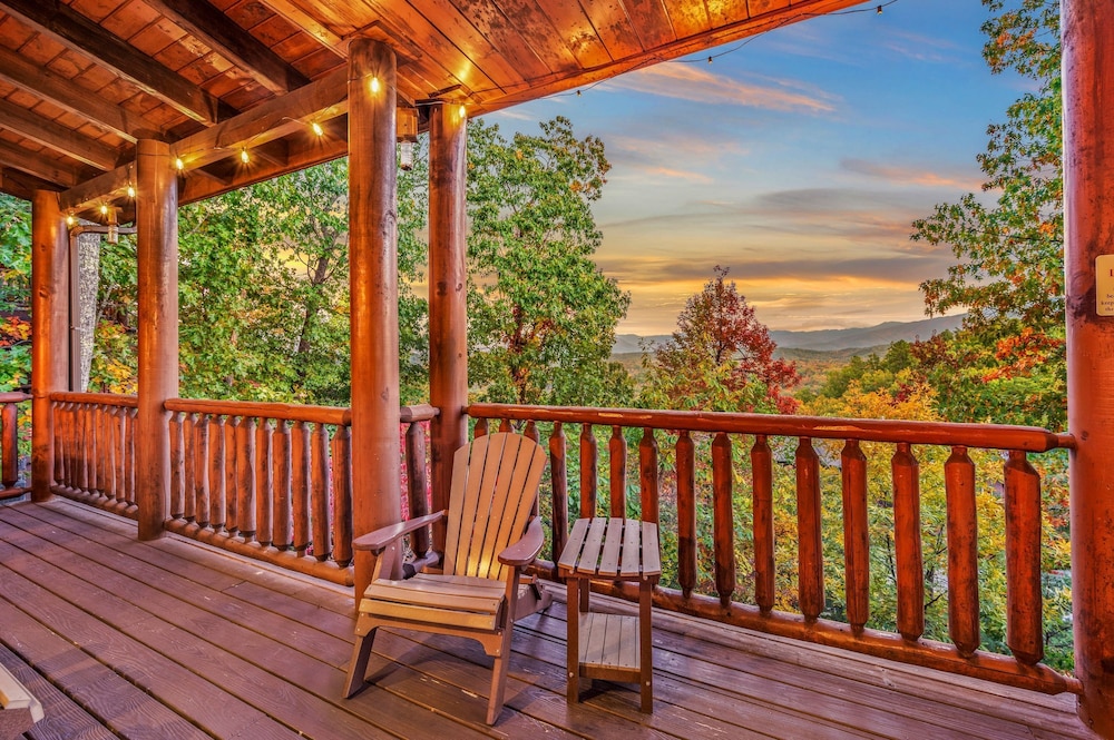 A View for All Seasons Luxe Smoky Mountain Cabin With Hot Tubs Game Room
