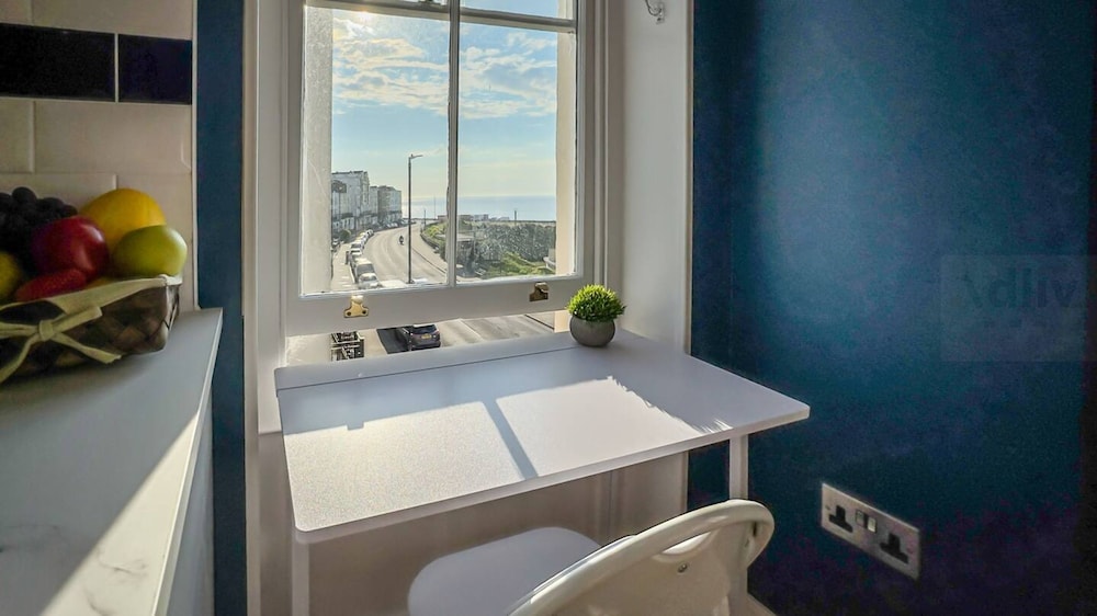 Stunning Sea View Georgian Retreat by Adliv