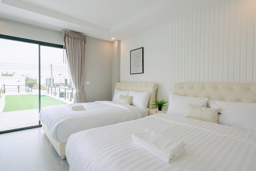 The Modern Pool Villa Hua Hin