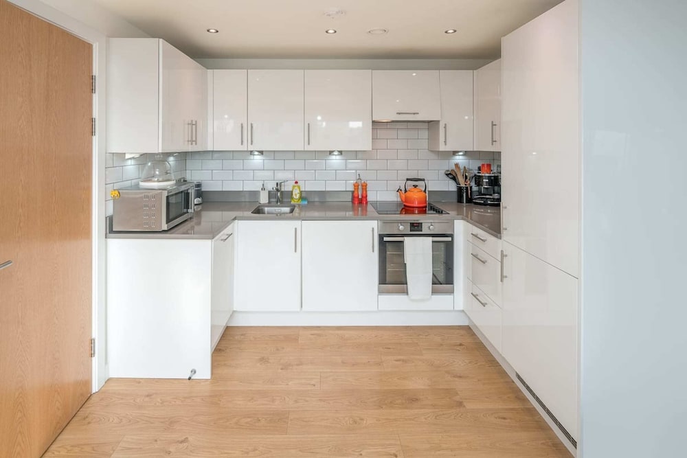 Chic 1 Bedroom Apartment With View of Shard