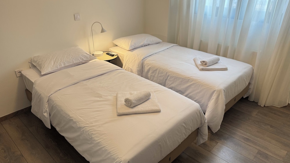 Icon Apartments