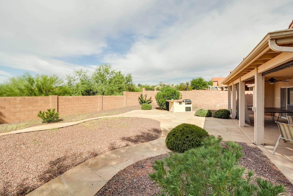 Modern Home w/ Patio & Mtn Views, 9 Mi to Tucson view 3