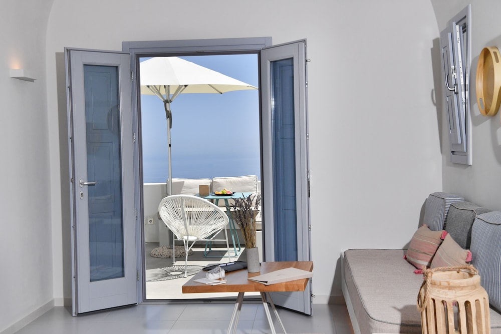 Nova Luxury Suites photo 5