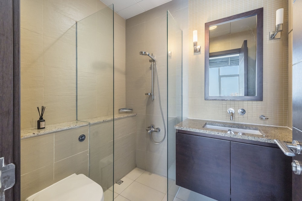 Emerald at Tiara Beach Residences With Atlantis Views