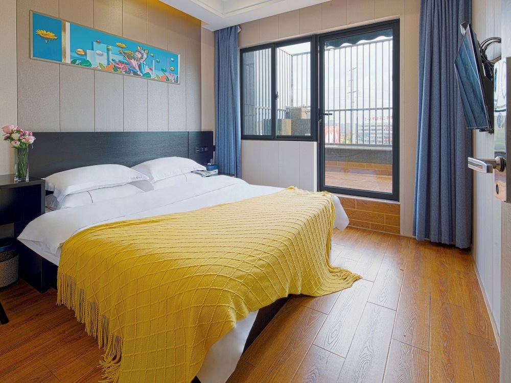 RC SMART HOTEL