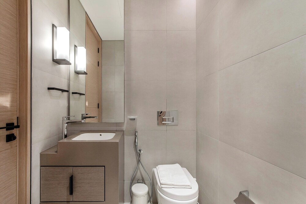 Famous Address Beach Resort JBR 1BR