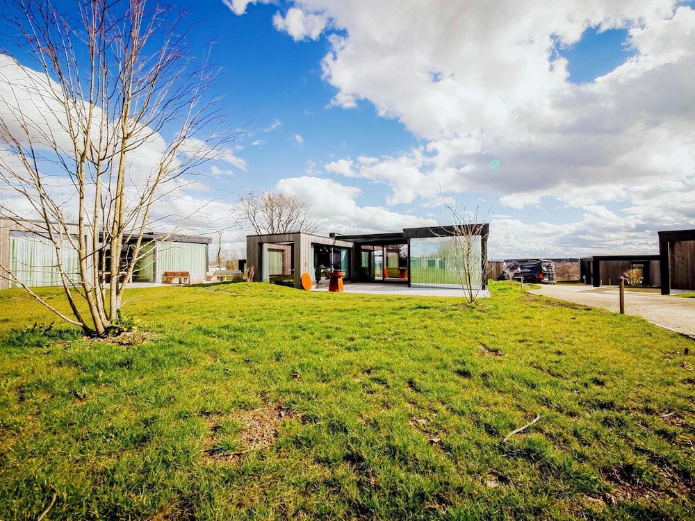 Maison Heurelijk Modern Finished Near Somme-leuze