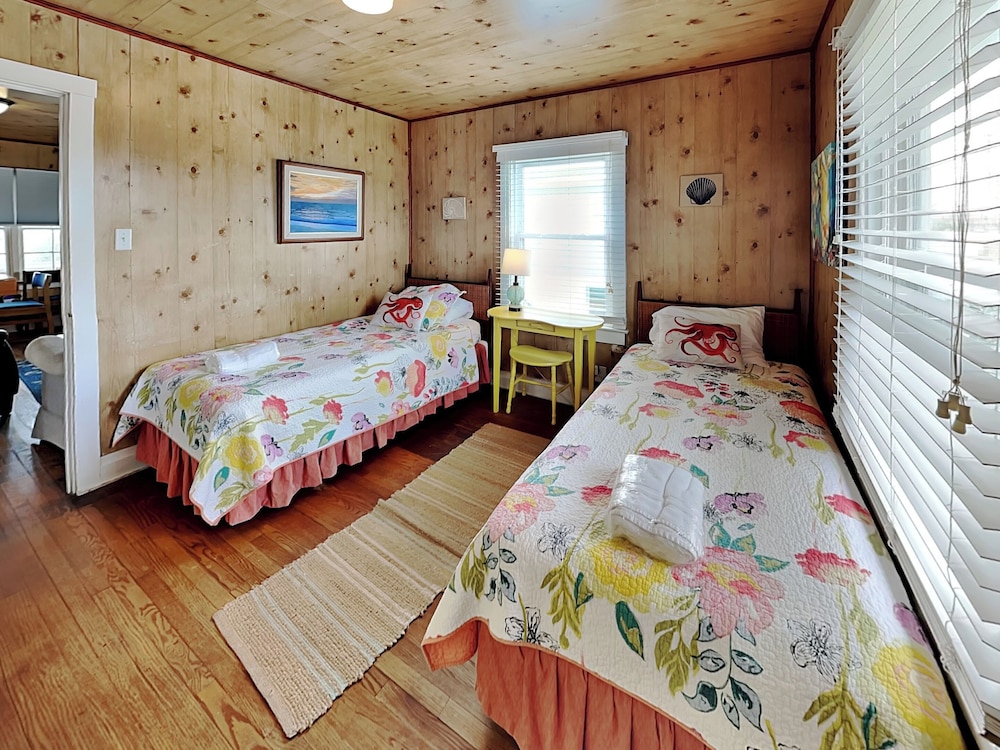 703 By The Sea by Topsail Realty