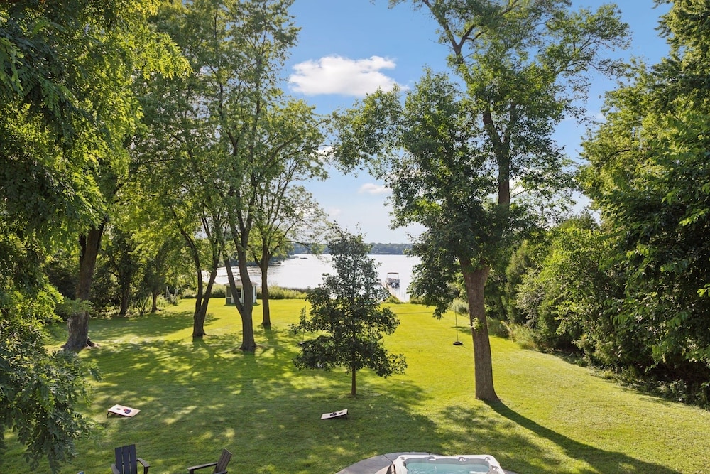 Lakefront Getaway: Sauna, Hot Tub, Firepit & More! 3 Bedroom Home by RedAwning view 5