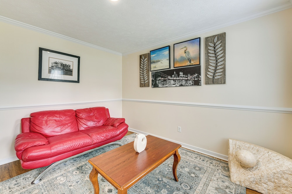 Classic Colonial Home w/ Private Yard in Richmond!