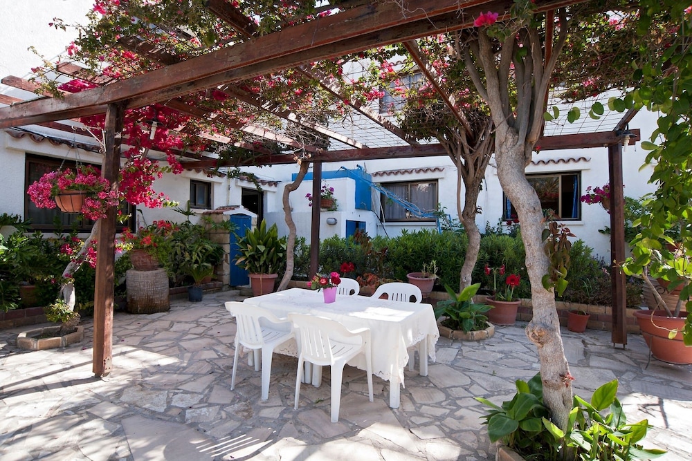 Room-one Bedroom Apartment in Paphos view 3