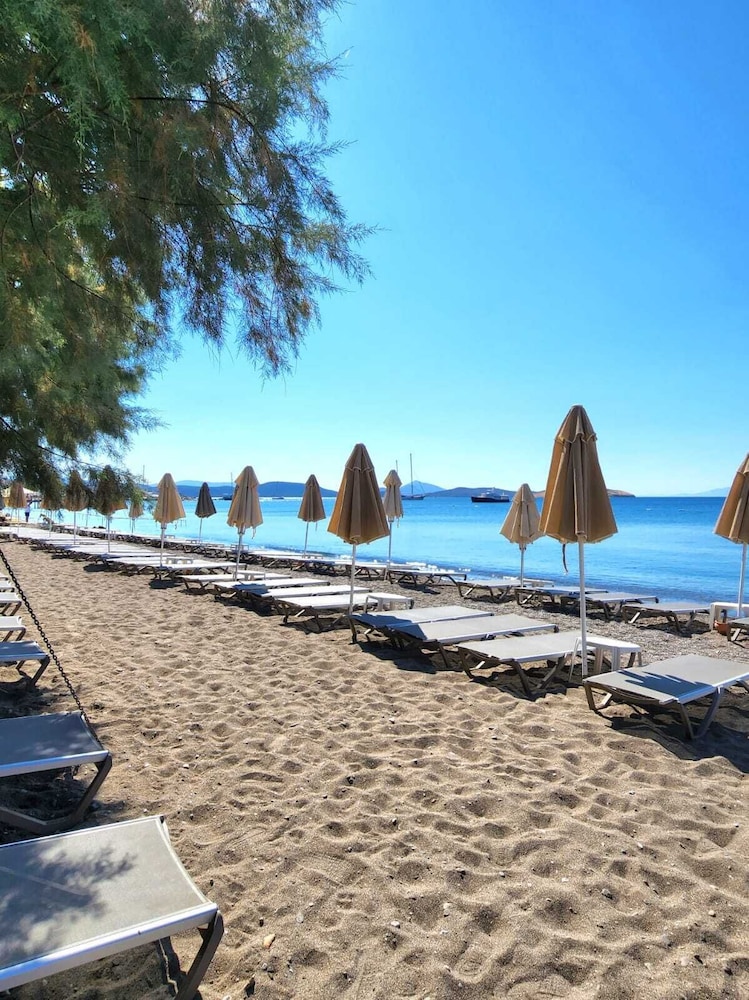 Kefi Beach ve Süitler - Image 38