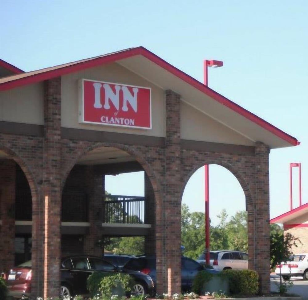 Days Inn by Wyndham Clanton AL