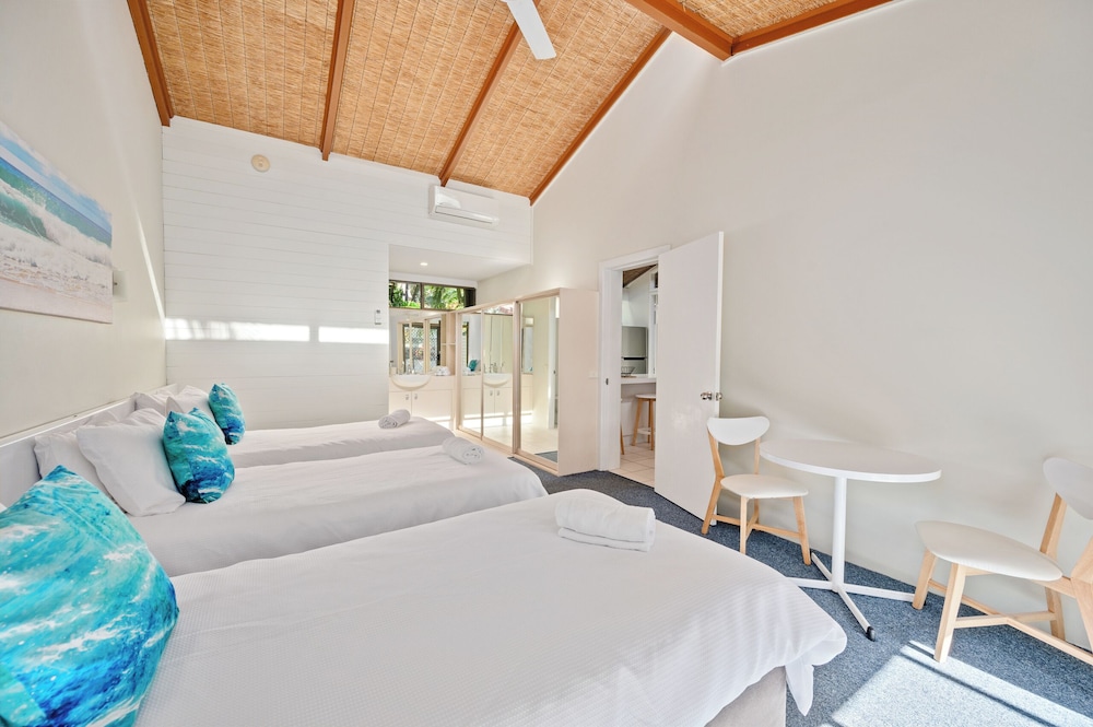 Nautilus Beach Resort by Charlesworth