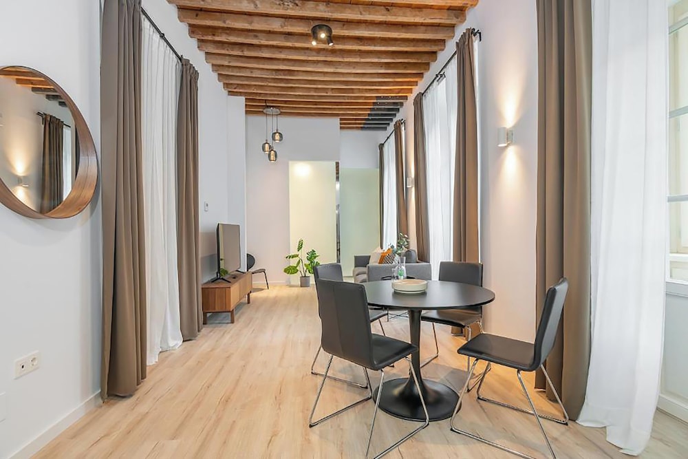 Feelathome Conde Apartments