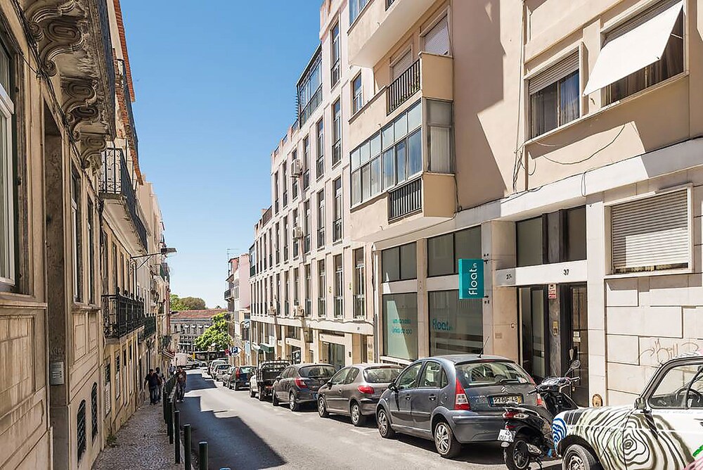 Urbanaas Lisbon Rato