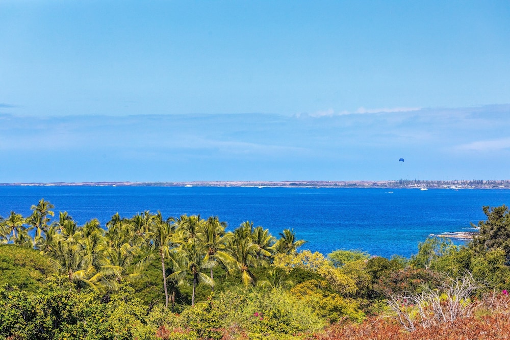Na Hale O Keauhou G4 3 Bedroom Condo