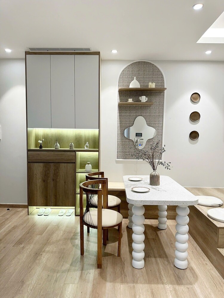 Sakura Homestay - Landmark Ecopark