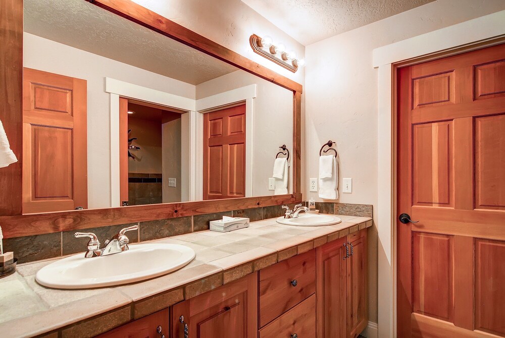 Park City Ski Resort - Town Pointe Condos