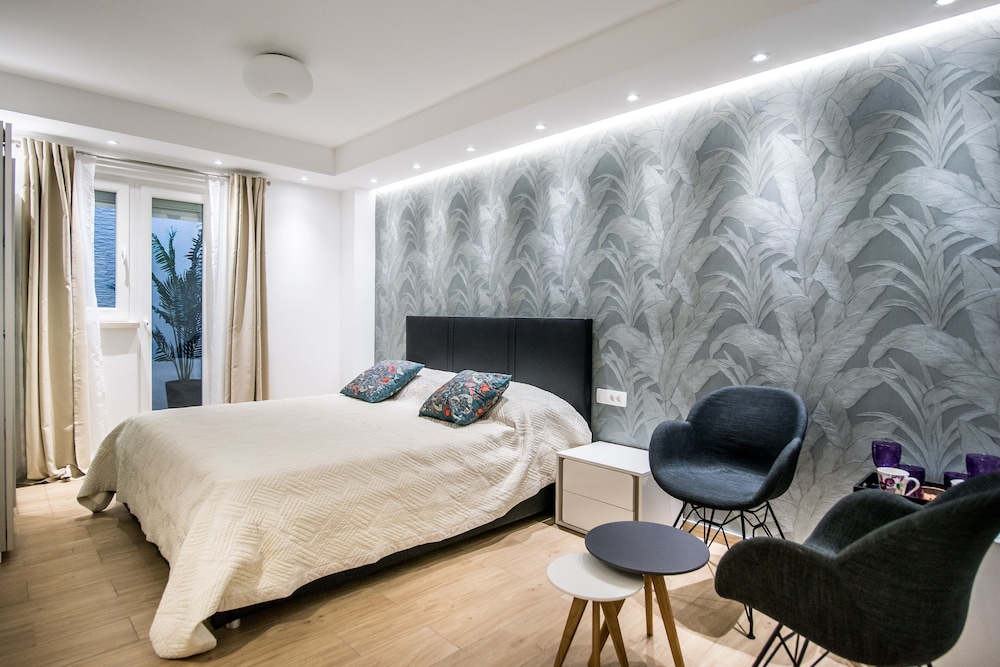 Dubrovnik Spectrum Rooms