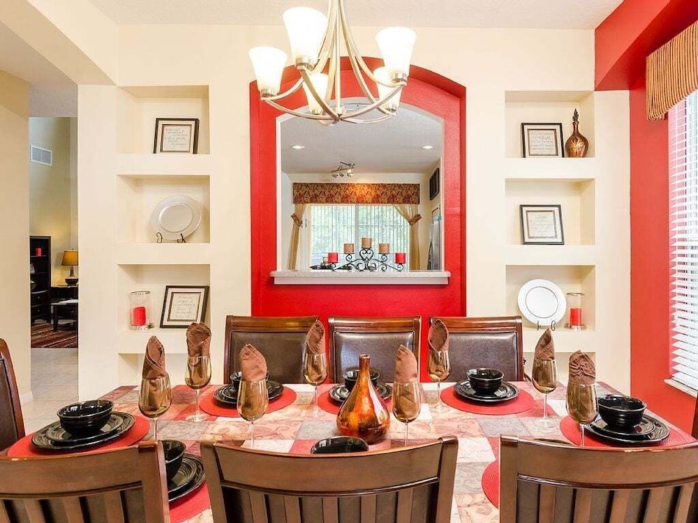 Southern Comfort Private Pool/spa Near Disney! 6 Bedroom Villa