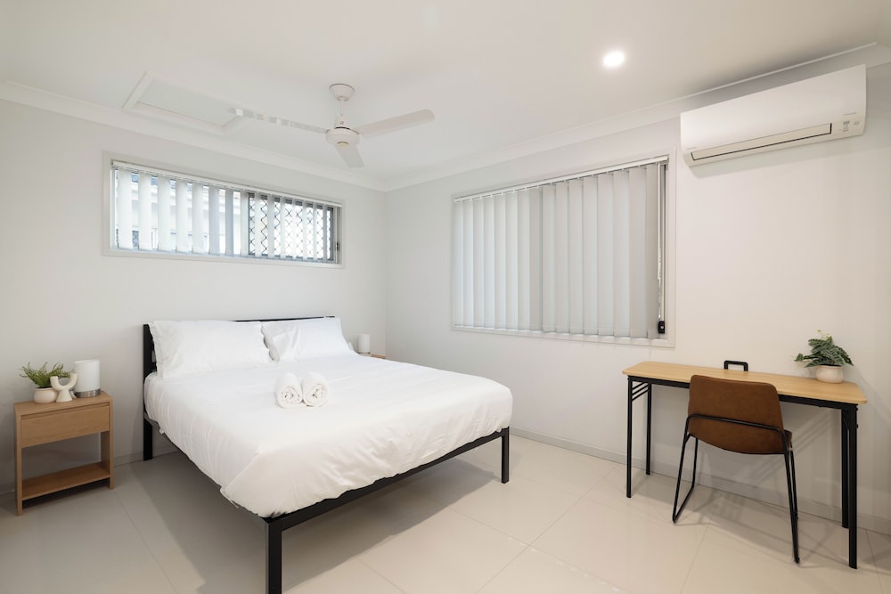 Smart Suites Self Check-in Apartments - 31 Freney