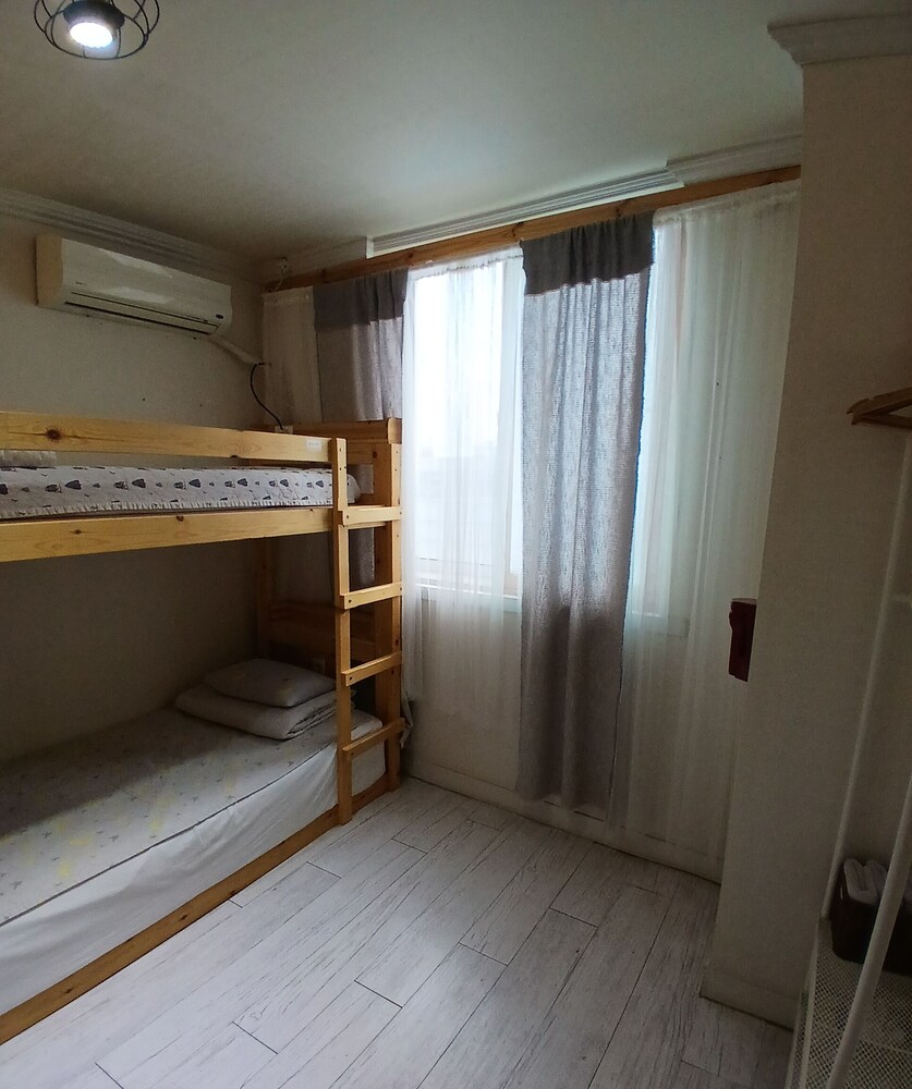 Youngil Dae Guest house
