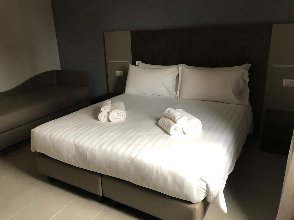 Tiber Suite
